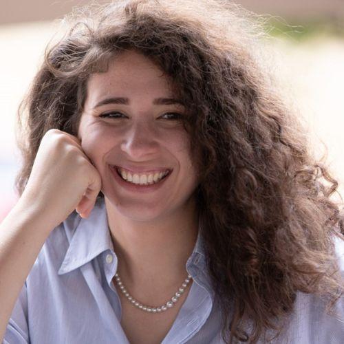 Joni Deutsch (she/her)